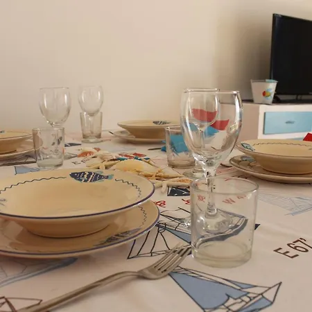 Casa Fronte Mare A Vakantiehuis *