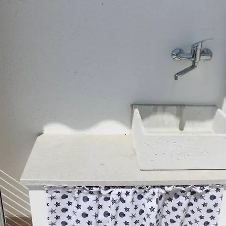 Hébergement de vacances Casa Fronte Mare A *