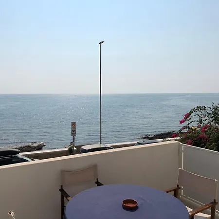 Holiday home Casa Fronte Mare A *