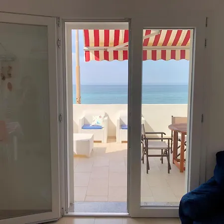 Casa Fronte Mare A * Torre Vado