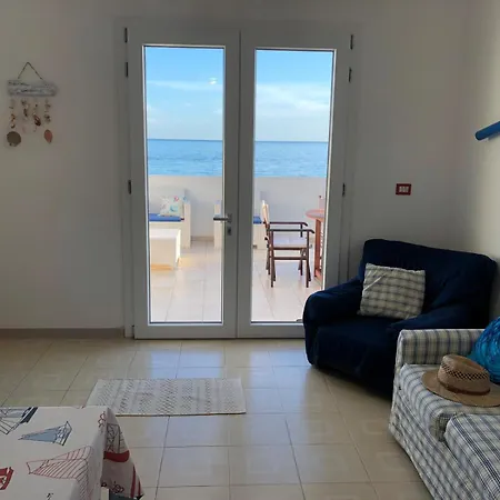 Holiday home Casa Fronte Mare A Torre Vado