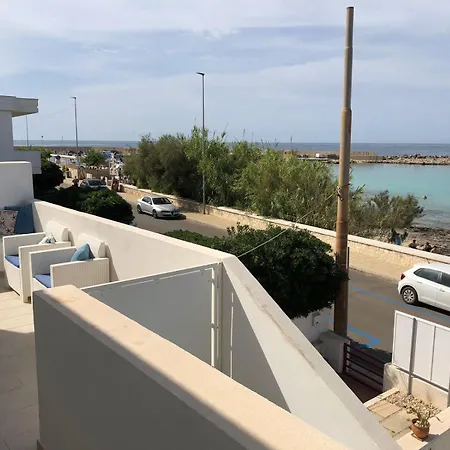 Casa Fronte Mare A *